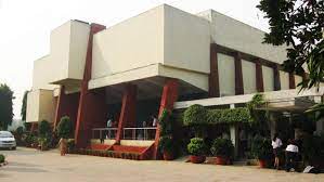 Sardar Patel Vidyalaya