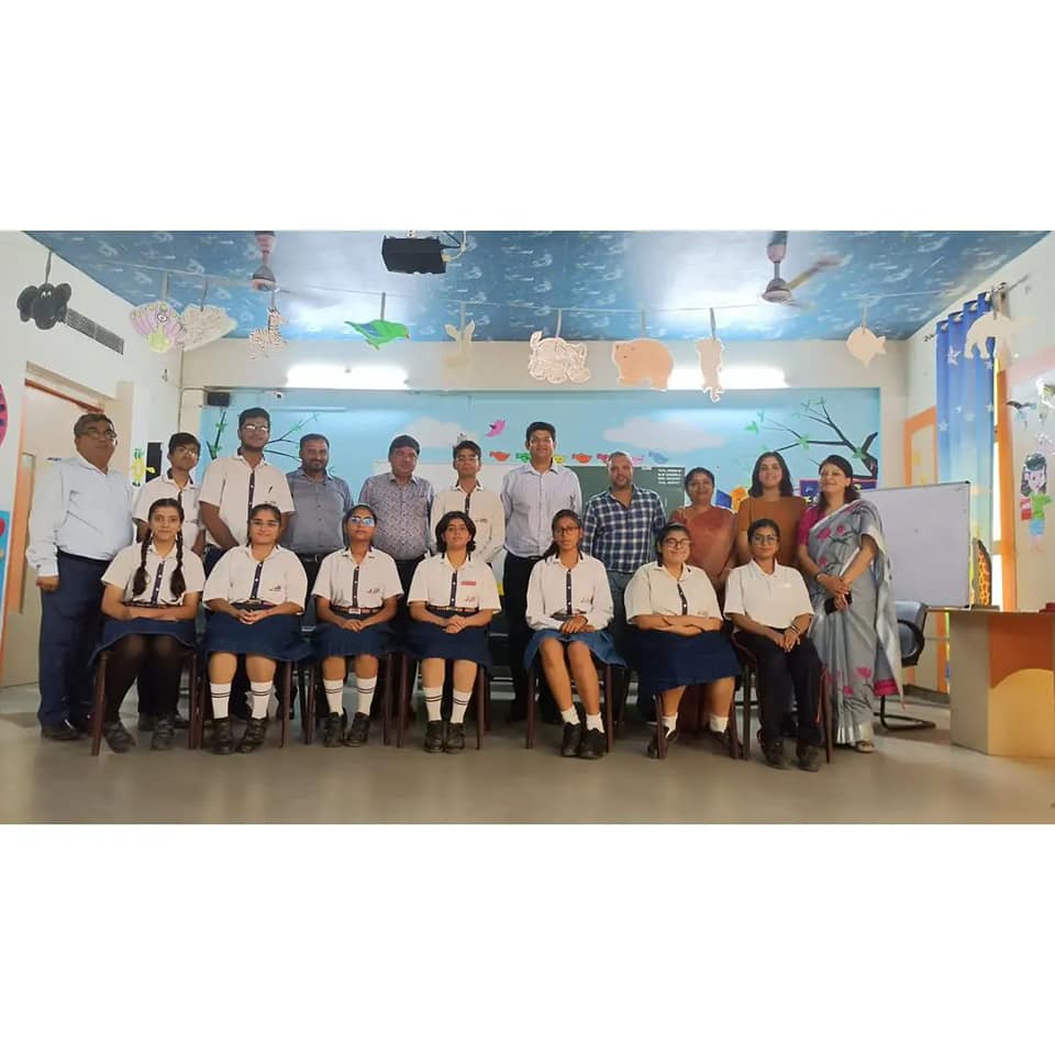 Seth M. R. Jaipuria School ( Patna )