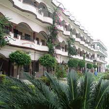 Sheela Rani Tangri Dav Public School
