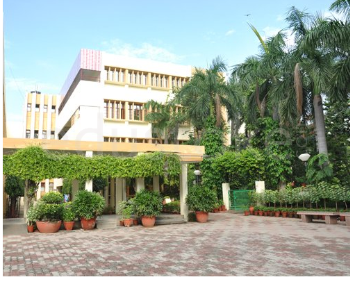 Sardar Patel Vidyalaya