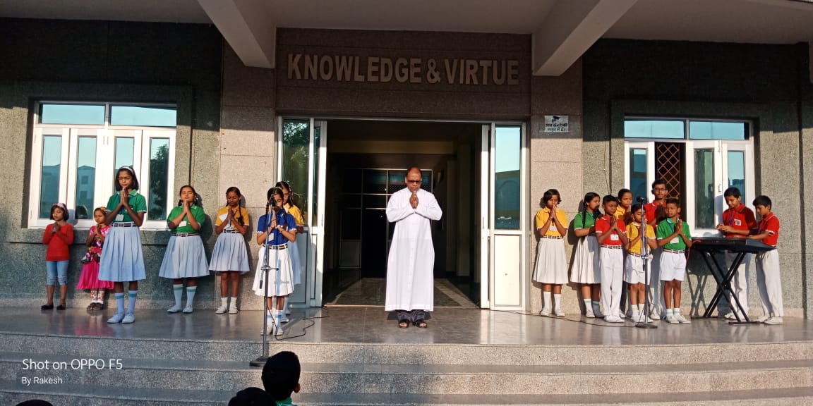 Saint John Vianney School