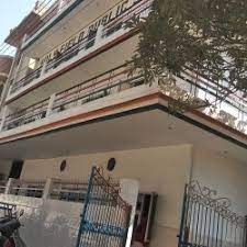 Holy Field Public School
